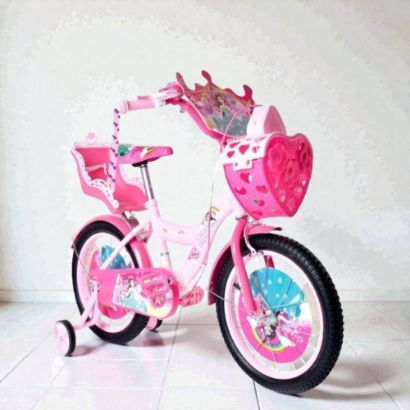 صورة دراجة هوائية بنات سلة قلب ومساعدات